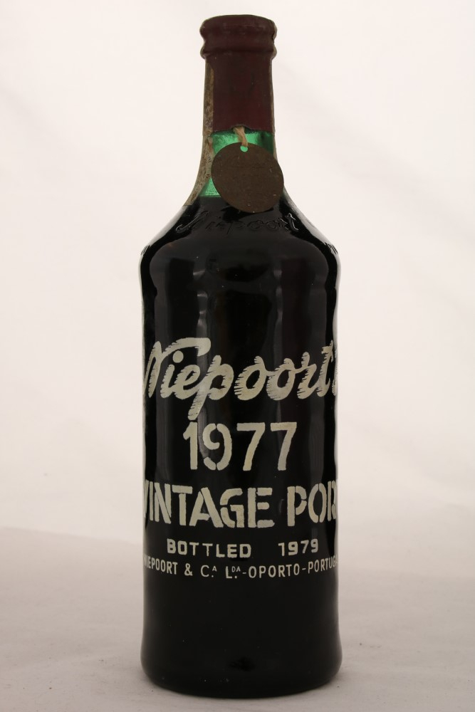 Niepoort Vintage Port 1977-0